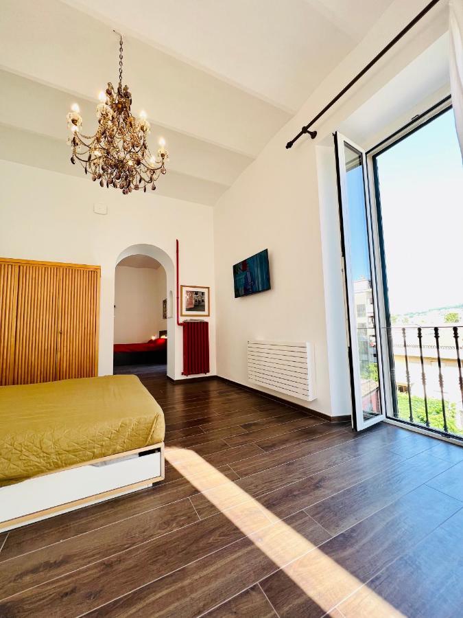 B&B Letterario Palazzo Pistocchi Терамо Экстерьер фото